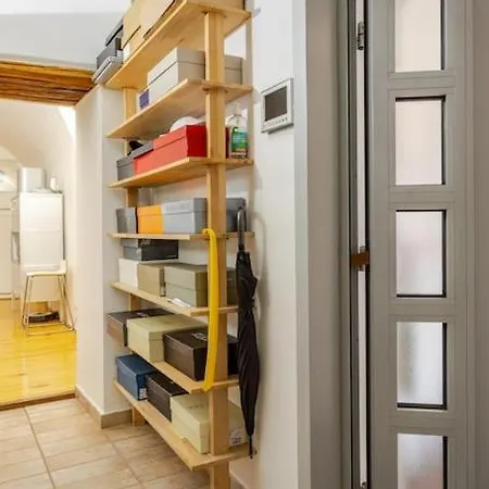 Apartment Artistic Quiet Crusader Street