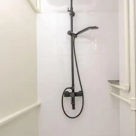 Artistic Quiet Crusader Street Apartamento