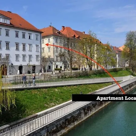 Artistic Quiet Crusader Street * Любляна